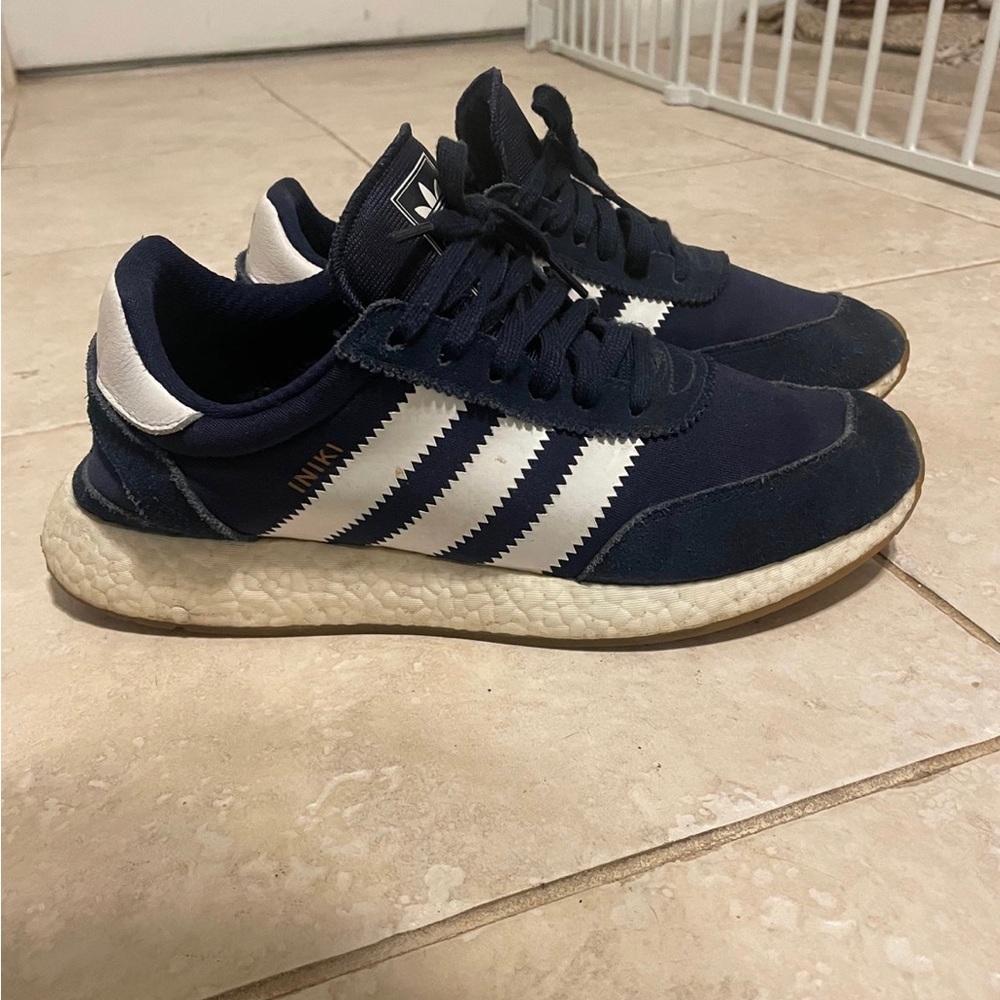 Adidas Iniki Runner - Picture 2 of 5
